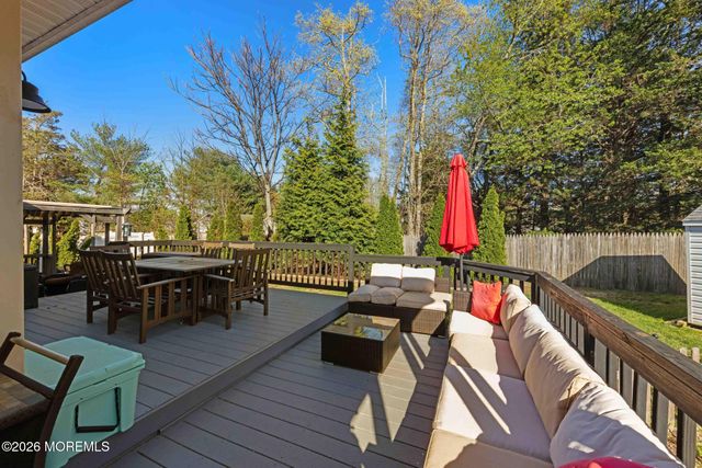 7 Sandy Court, Little Egg Harbor, NJ 08087