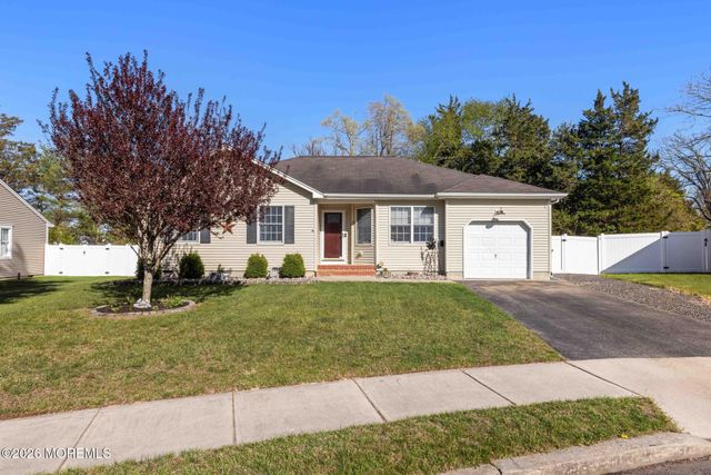 7 Sandy Court, Little Egg Harbor, NJ 08087