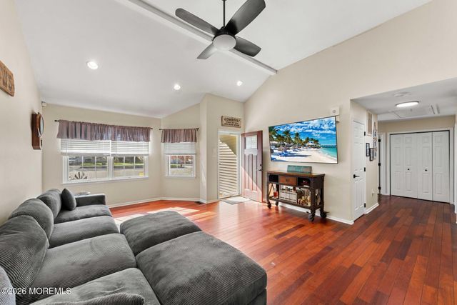 7 Sandy Court, Little Egg Harbor, NJ 08087