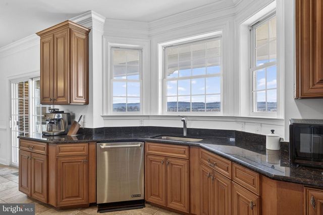 15145 LEES CROSSING LN, Leesburg, VA 20176