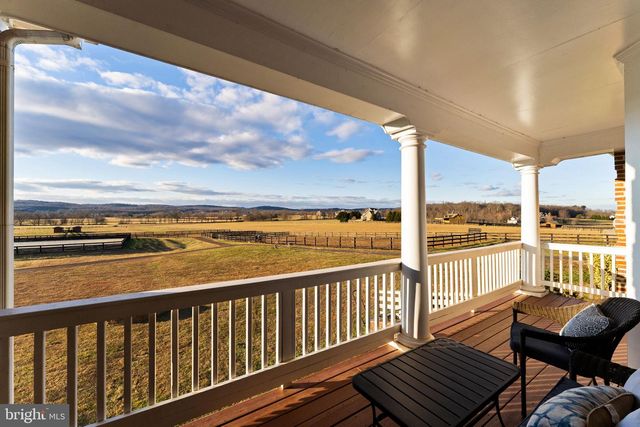 15145 LEES CROSSING LN, Leesburg, VA 20176