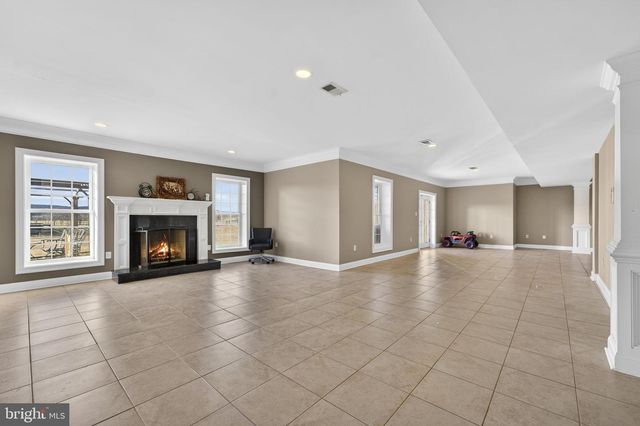 15145 LEES CROSSING LN, Leesburg, VA 20176