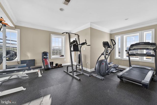 15145 LEES CROSSING LN, Leesburg, VA 20176