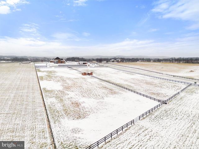 15145 LEES CROSSING LN, Leesburg, VA 20176