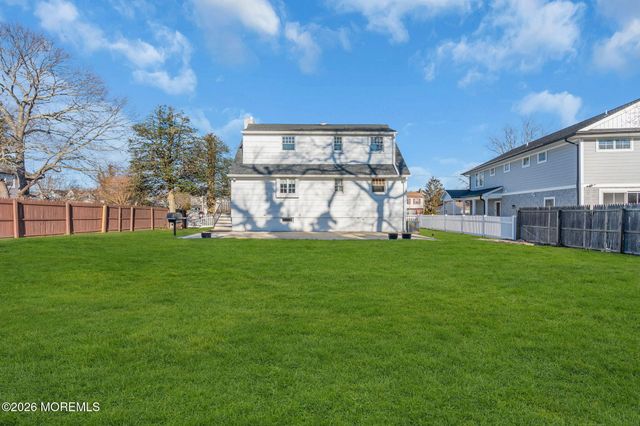 723 Pitney Drive, Spring Lake Heights, NJ 07762