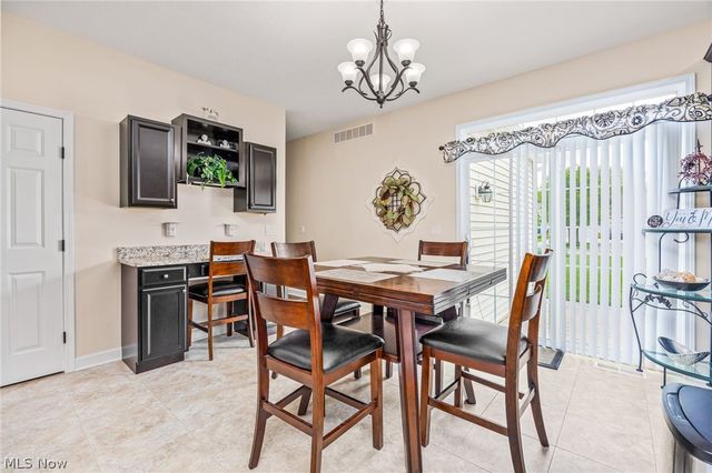 8744 Wakefield Run, North Ridgeville, OH 44039