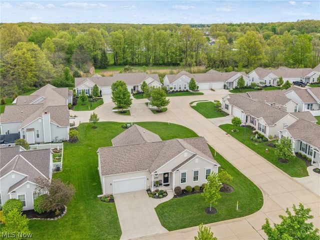 8744 Wakefield Run, North Ridgeville, OH 44039