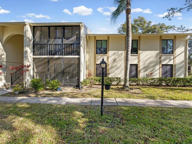 3114 LAKE PINE WAY B2, Tarpon Springs, FL 34688