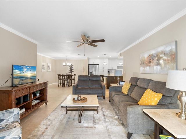 3114 LAKE PINE WAY B2, Tarpon Springs, FL 34688