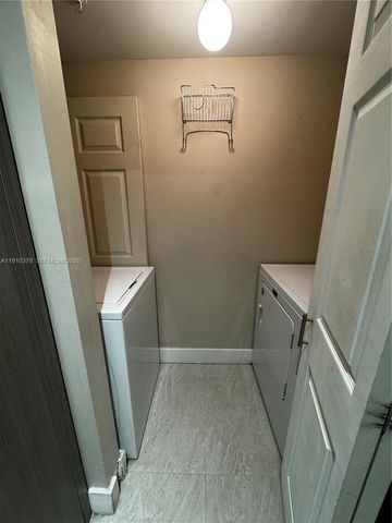 17150 N Bay Road 2102, Sunny Isles Beach, FL 33160