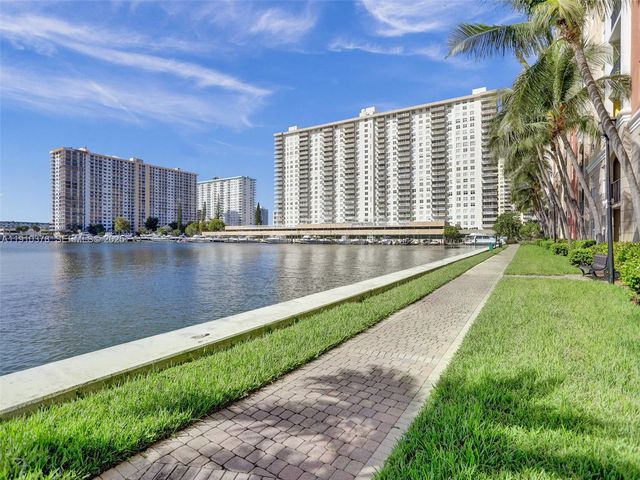 17150 N Bay Road 2102, Sunny Isles Beach, FL 33160