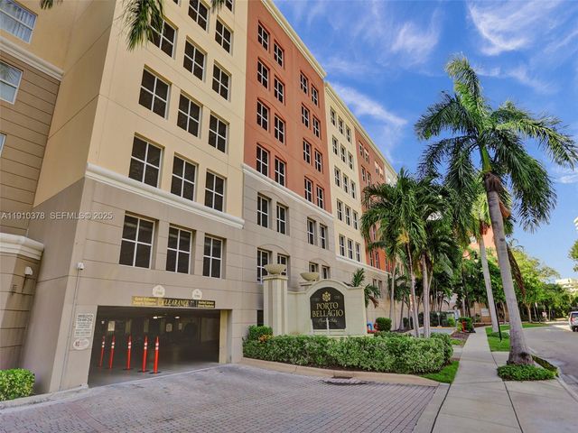 17150 N Bay Road 2102, Sunny Isles Beach, FL 33160
