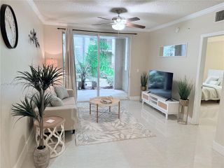 17150 N Bay Road 2102, Sunny Isles Beach, FL 33160
