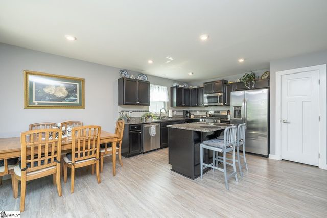 415 Edgehill Court, Greenville, SC 29617