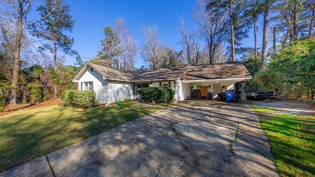 48 Dovecrest Court, Phenix City, AL 36867