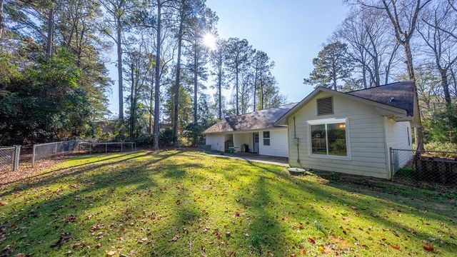 48 Dovecrest Court, Phenix City, AL 36867