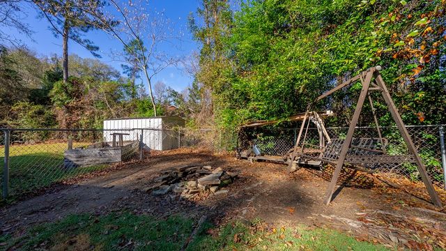 48 Dovecrest Court, Phenix City, AL 36867