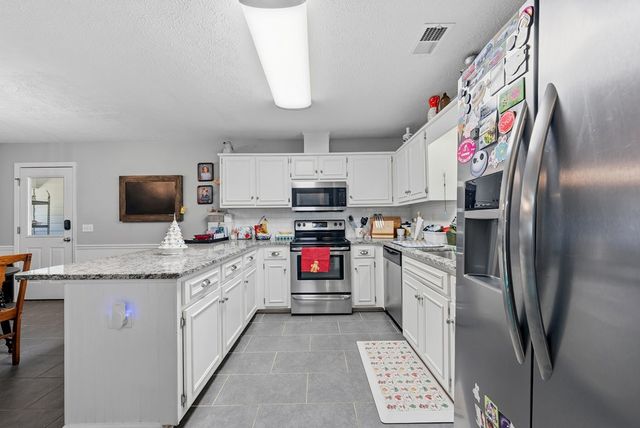 48 Dovecrest Court, Phenix City, AL 36867