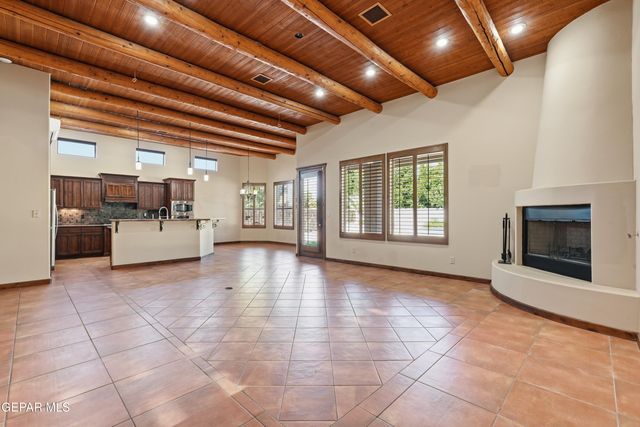 5328 SUSAN JEAN Court, El Paso, TX 79932