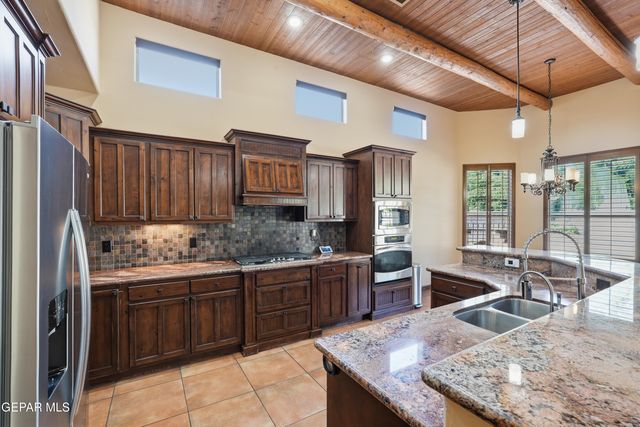 5328 SUSAN JEAN Court, El Paso, TX 79932