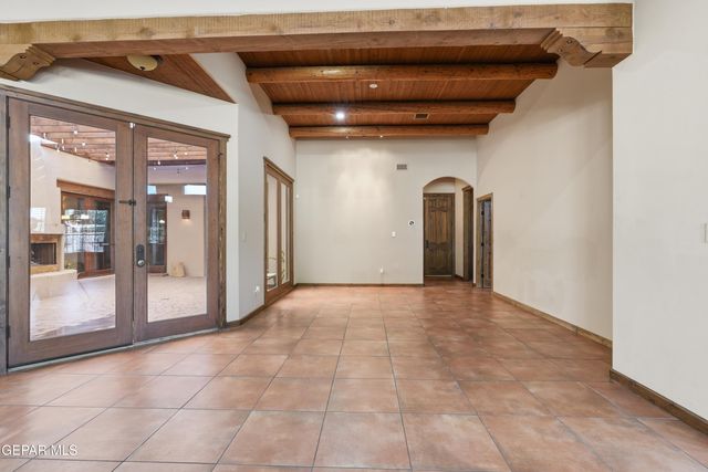 5328 SUSAN JEAN Court, El Paso, TX 79932