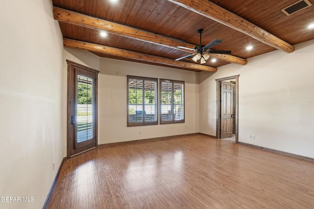 5328 SUSAN JEAN Court, El Paso, TX 79932