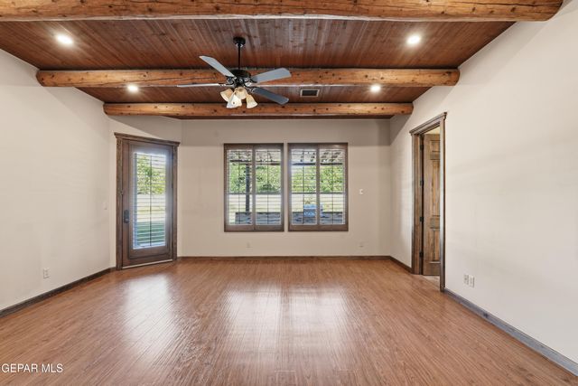 5328 SUSAN JEAN Court, El Paso, TX 79932