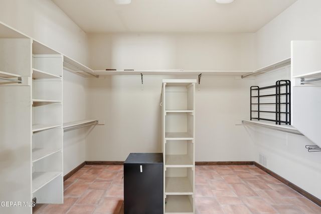 5328 SUSAN JEAN Court, El Paso, TX 79932
