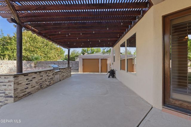 5328 SUSAN JEAN Court, El Paso, TX 79932