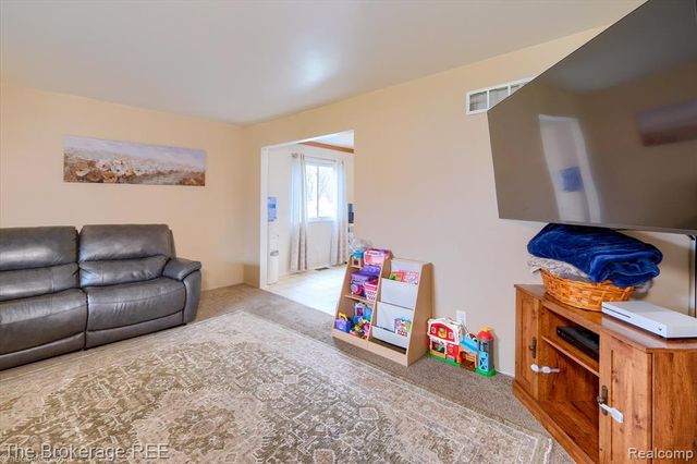 5506 Canonsburg Road, Grand Blanc, MI 48439