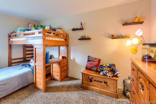 5506 Canonsburg Road, Grand Blanc, MI 48439