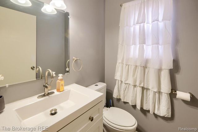 5506 Canonsburg Road, Grand Blanc, MI 48439