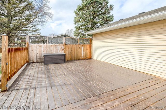 5506 Canonsburg Road, Grand Blanc, MI 48439