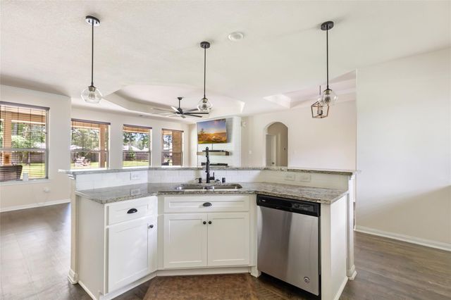79 Road 660, Dayton, TX 77535