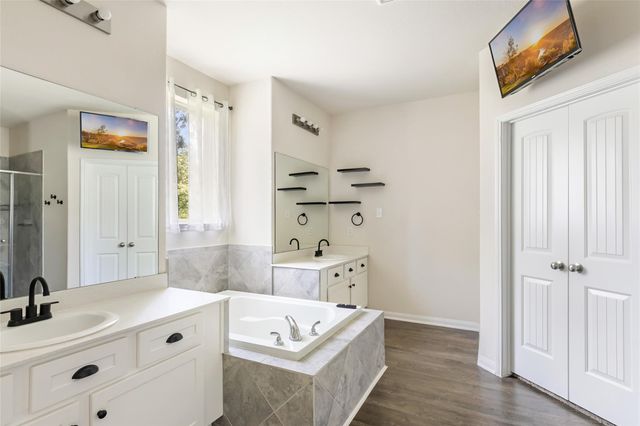 79 Road 660, Dayton, TX 77535