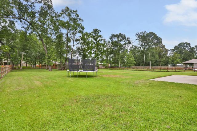 79 Road 660, Dayton, TX 77535