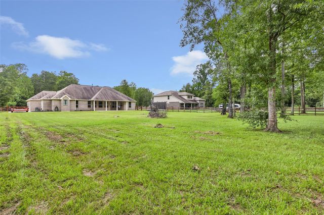 79 Road 660, Dayton, TX 77535