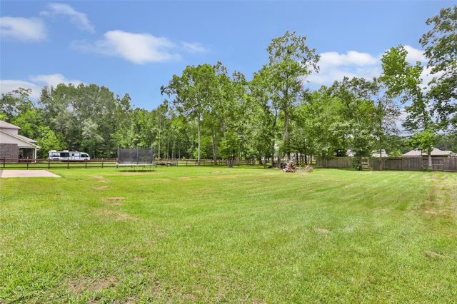 79 Road 660, Dayton, TX 77535