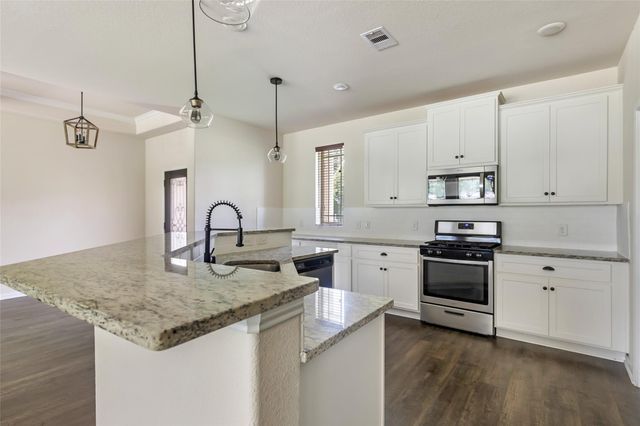 79 Road 660, Dayton, TX 77535