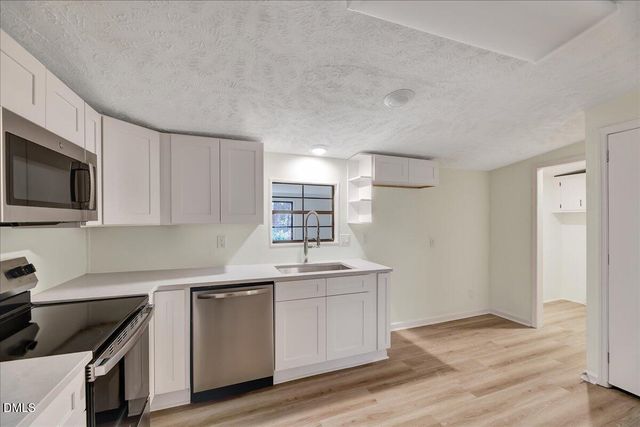 4146 Tobacco Road, Eastover, NC 28312