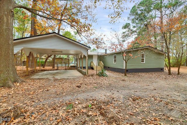 4146 Tobacco Road, Eastover, NC 28312