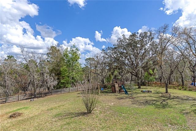 2473 E Hampshire Street, Inverness, FL 34453