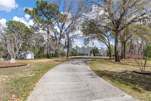 2473 E Hampshire Street, Inverness, FL 34453