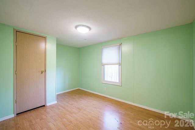 222 Summertree Drive, Troutman, NC 28166