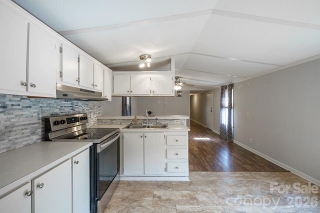 222 Summertree Drive, Troutman, NC 28166