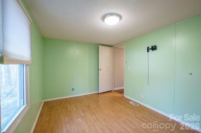 222 Summertree Drive, Troutman, NC 28166