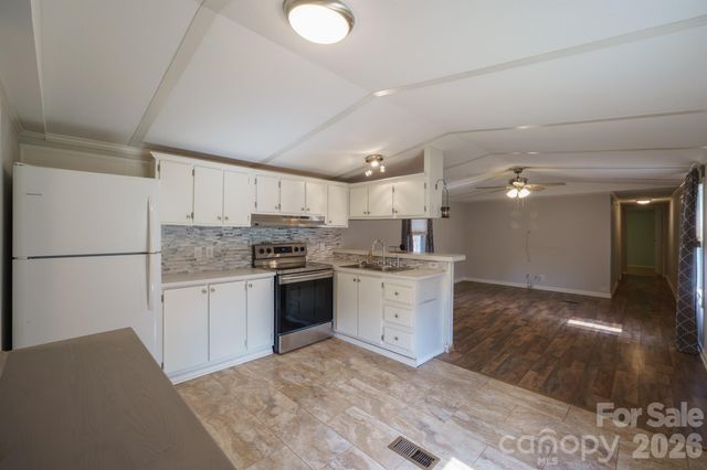 222 Summertree Drive, Troutman, NC 28166