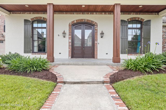 105 Fyvie Lane, Lafayette, LA 70503