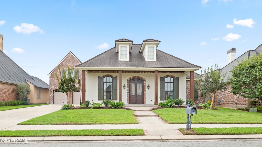 105 Fyvie Lane, Lafayette, LA 70503