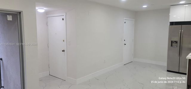 9402 SW 77th Ave L8, Miami, FL 33156